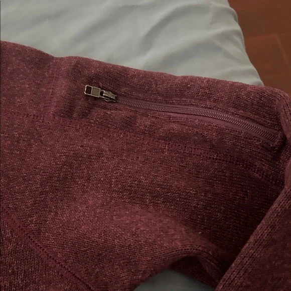 Patagonia Burgundy Fleece Quarter-Zip - Picture 3 of 5